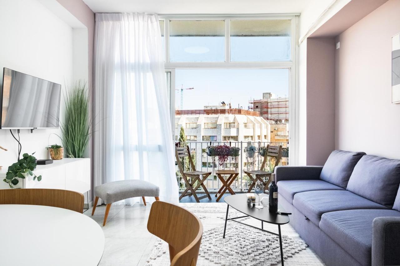 Modern Bright, Near Mahane Yehuda Market, Balcony Jerusalem Exterior photo